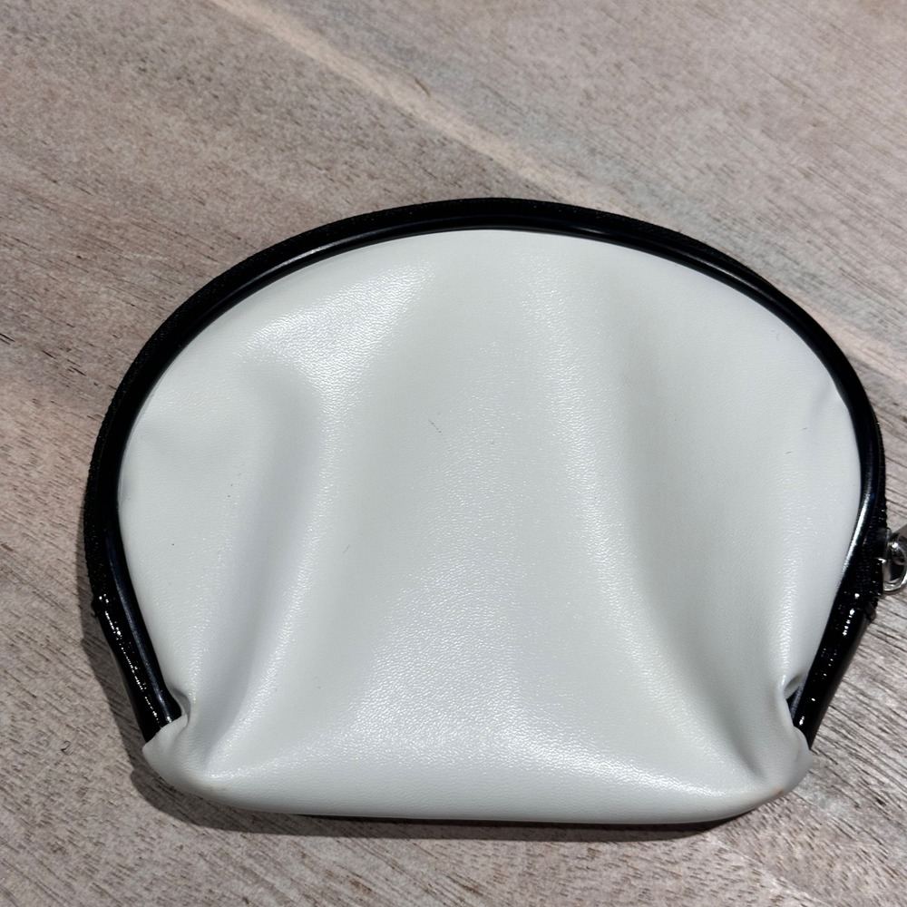 Sanrio Hello Kitty 3 Piece Travel Cosmetic Bag Set Clear Black White C6C301TJ - Picture 11 of 12
